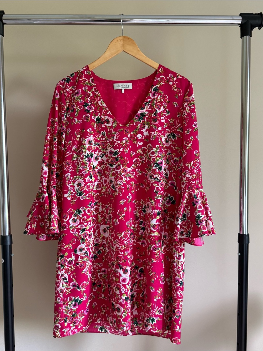 WAYF Vibrant Pink Floral V-Neck Shift Dress